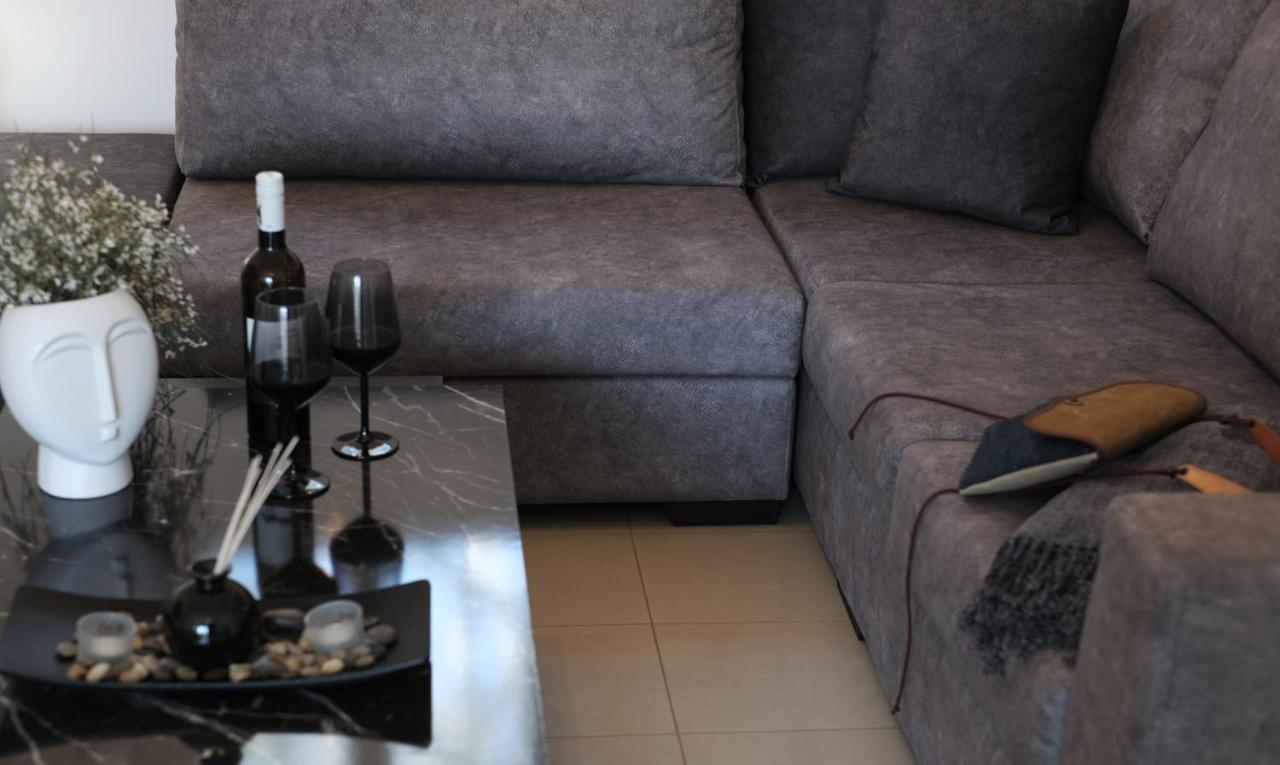 Emvi Apartments II Near Airport Vravrona Luaran gambar